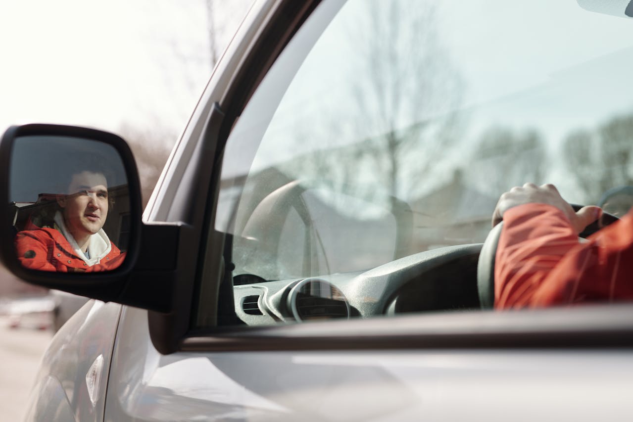 De grootste uitdagingen voor beginnende autobestuurders en hoe je ze oplost