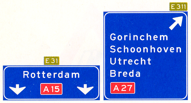 Hoge beslissingswegwijzer langs autosnelweg met rijstrookpaneel voor de doorgaande richting en aftakkingspaneel voor de afgaande richting, met interlokale doelen, routenummers autosnelwegen en Europese hoofdroutes